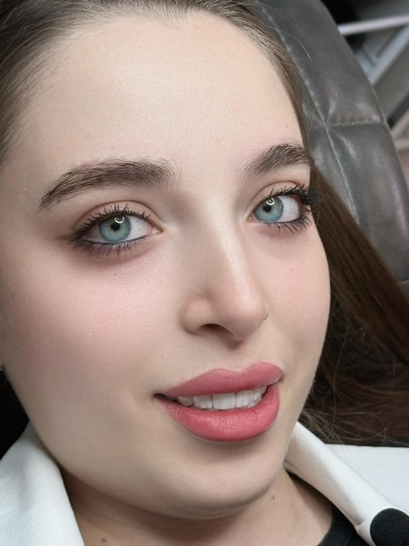 سالن تخصصی آرایش دائم آمینا باقری در شیراز