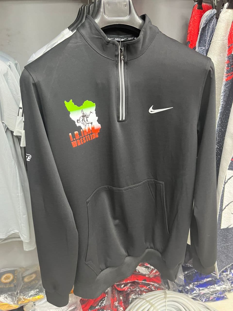 فروش ملزومات ورزشی و مکمل اورجینال شهداد اسپرت در کرج