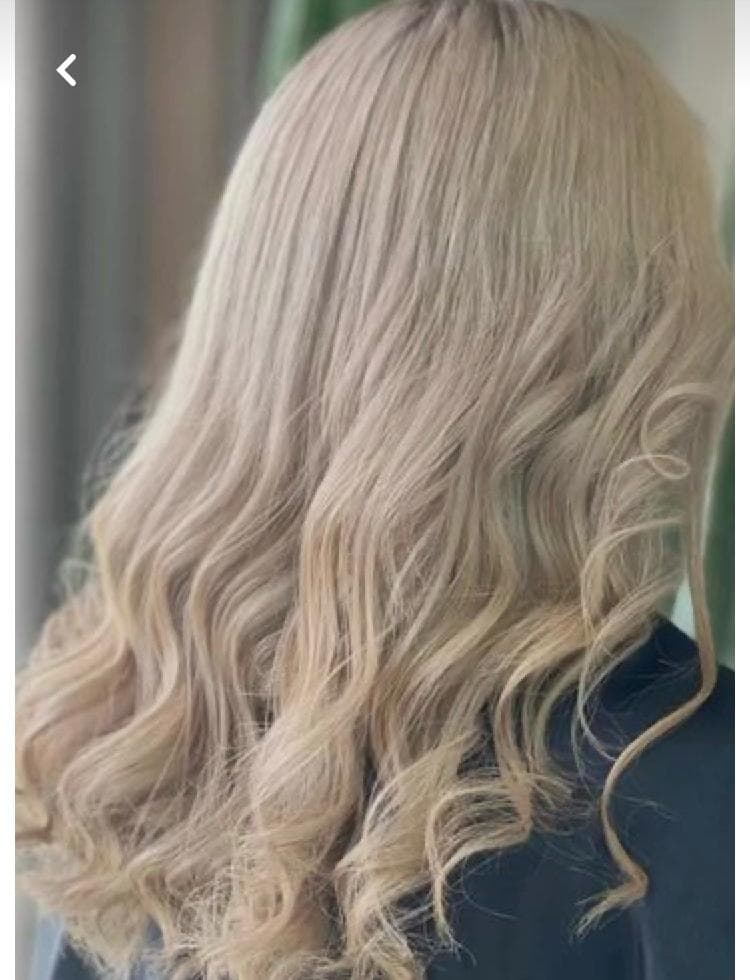 سالن تخصصی رنگ و لایت رزا در فیض اصفهان