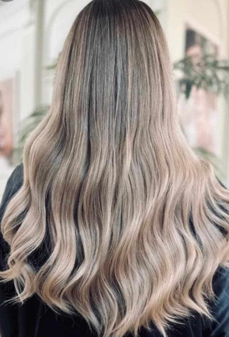 سالن تخصصی رنگ و لایت رزا در فیض اصفهان