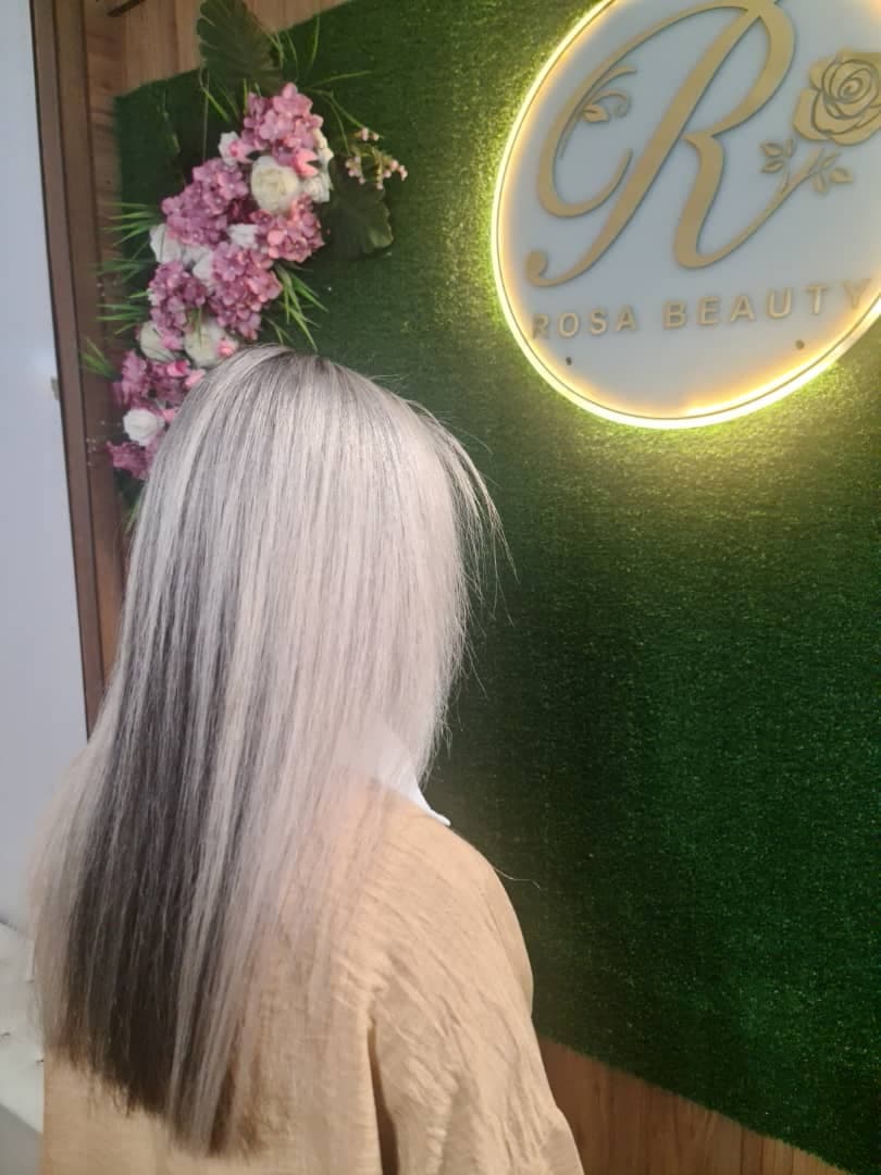 سالن تخصصی رنگ و لایت رزا در فیض اصفهان