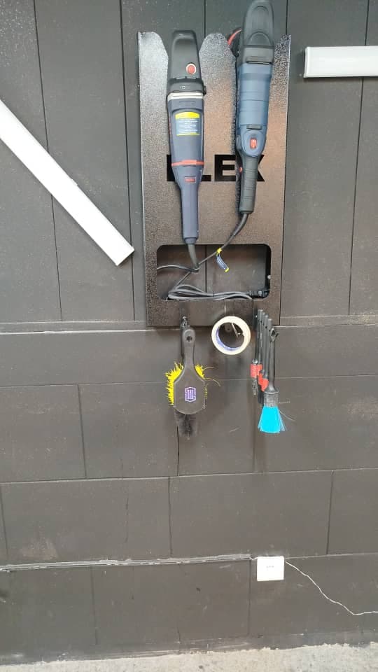 اجرای سرامیک و احیای رنگ بدنه خودرو بیک دیتیلینگ در جمهوری تهران