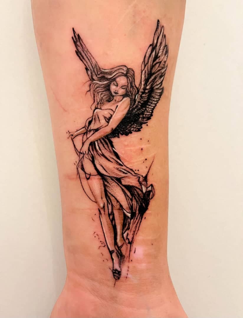 خدمات آرایش دائم میکروبلیدینگ و فیبروز مریم ایام در کرمانشاه