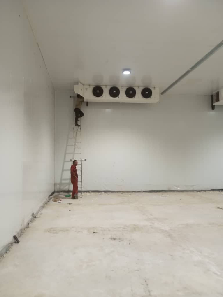 نصب و تعمیر سردخانه و تونل انجماد دنیا سرویس در مشهد خراسان رضوی