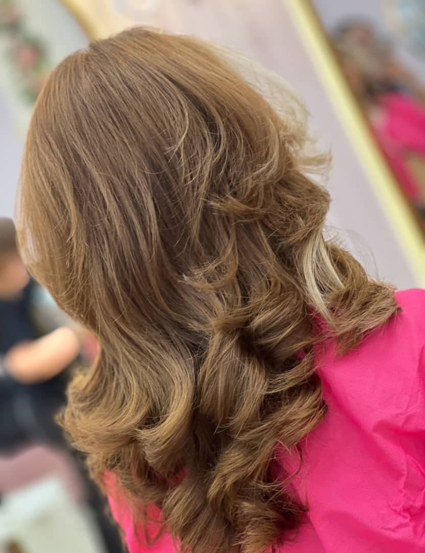 سالن زیبایی سارا بابایی در منیریه تهران