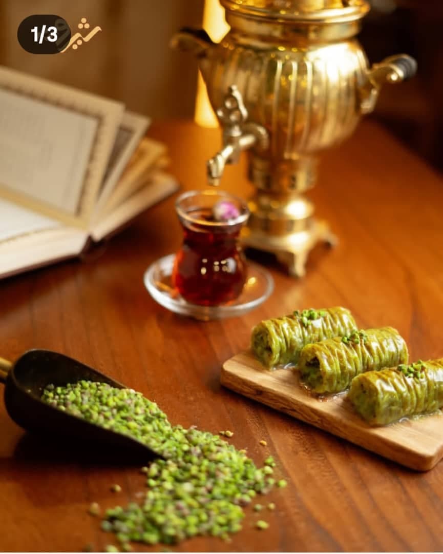 باقلوا و حلوای شیرونه در تبریز