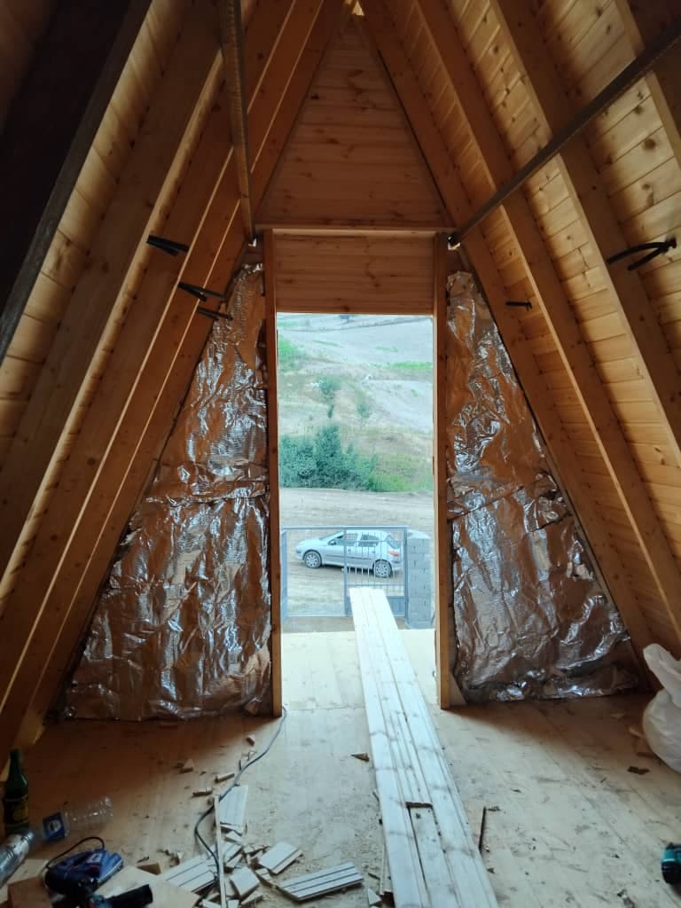 طراحی و اجرا کلبه سوئیسی و چوبی محمدی در ساری