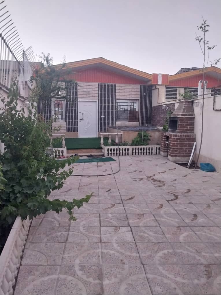 اجاره ویلا روزانه آرین در اراک