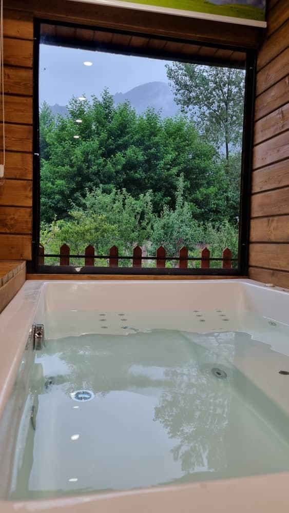 اجاره کلبه کپسولی بلوط در رامسر