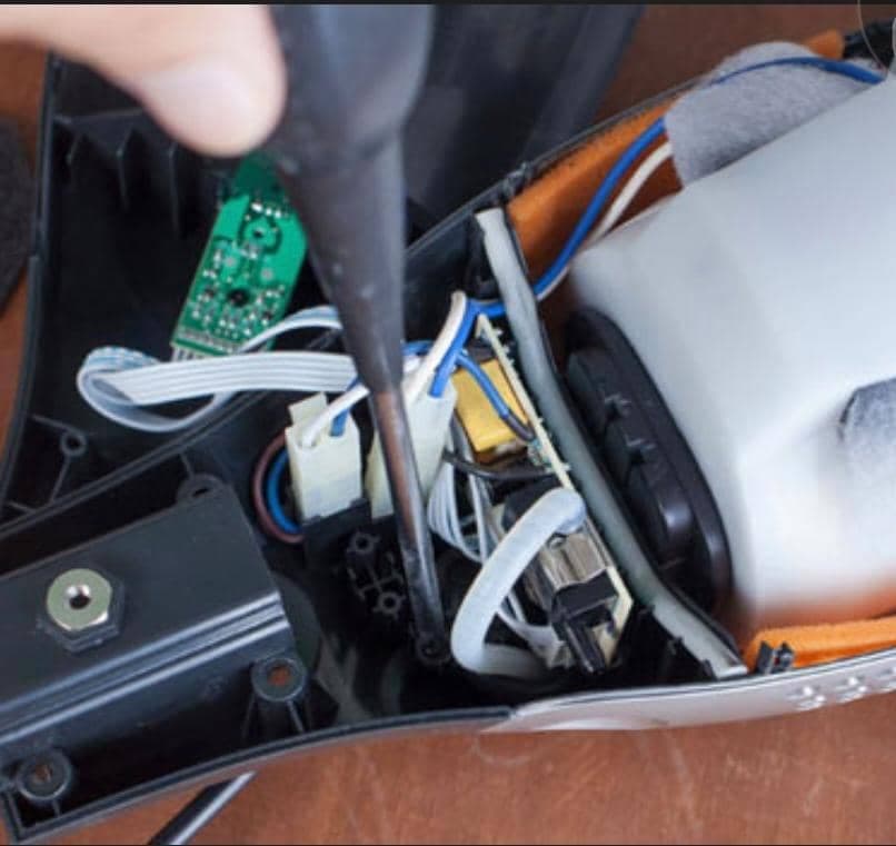 ساخت و تعمیرات یخچال فریزر خانگی ناصر در بردسکن