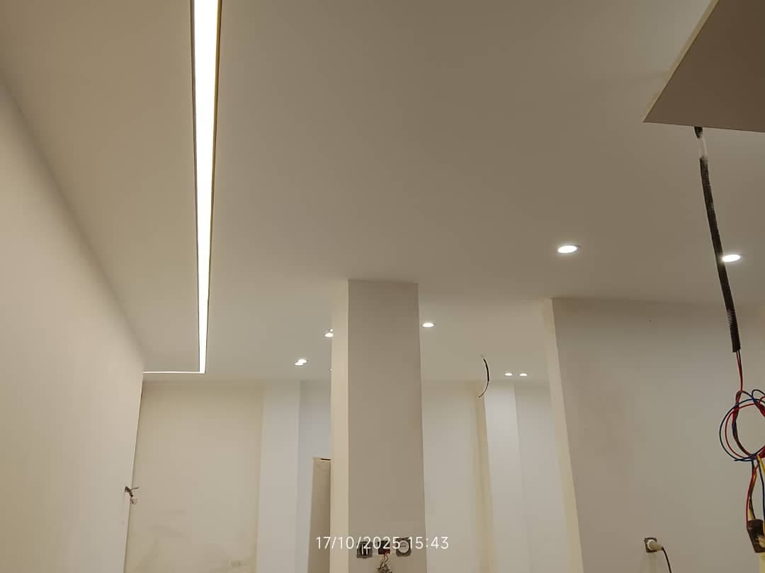 برقکاری صفرتاصد ساختمان حسین غلام زاده در رشت