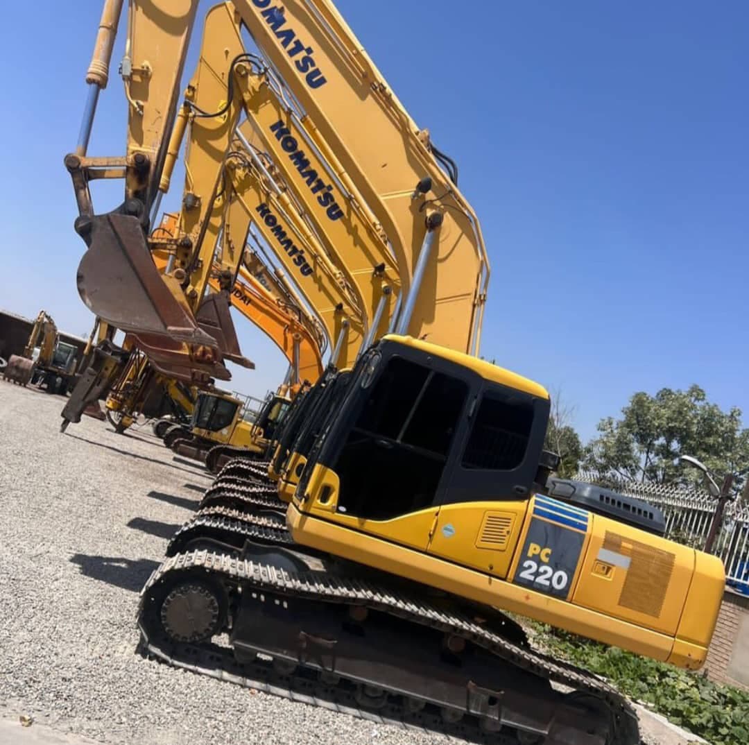 تعمیر و بازسازی ماشین آلات راهسازی و بولدوزر موحدیان در یزد