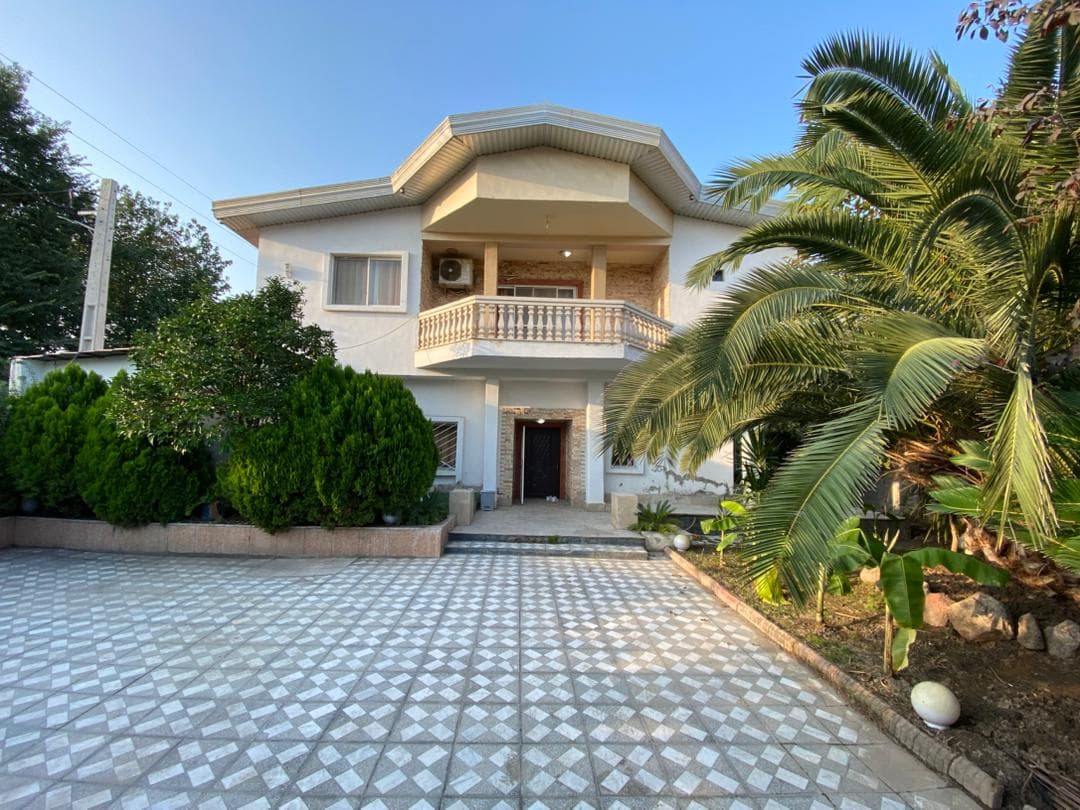 اجاره ویلای سه خوابه استخردار ساحلی بمدیریت آقای بابایی در سرخرود