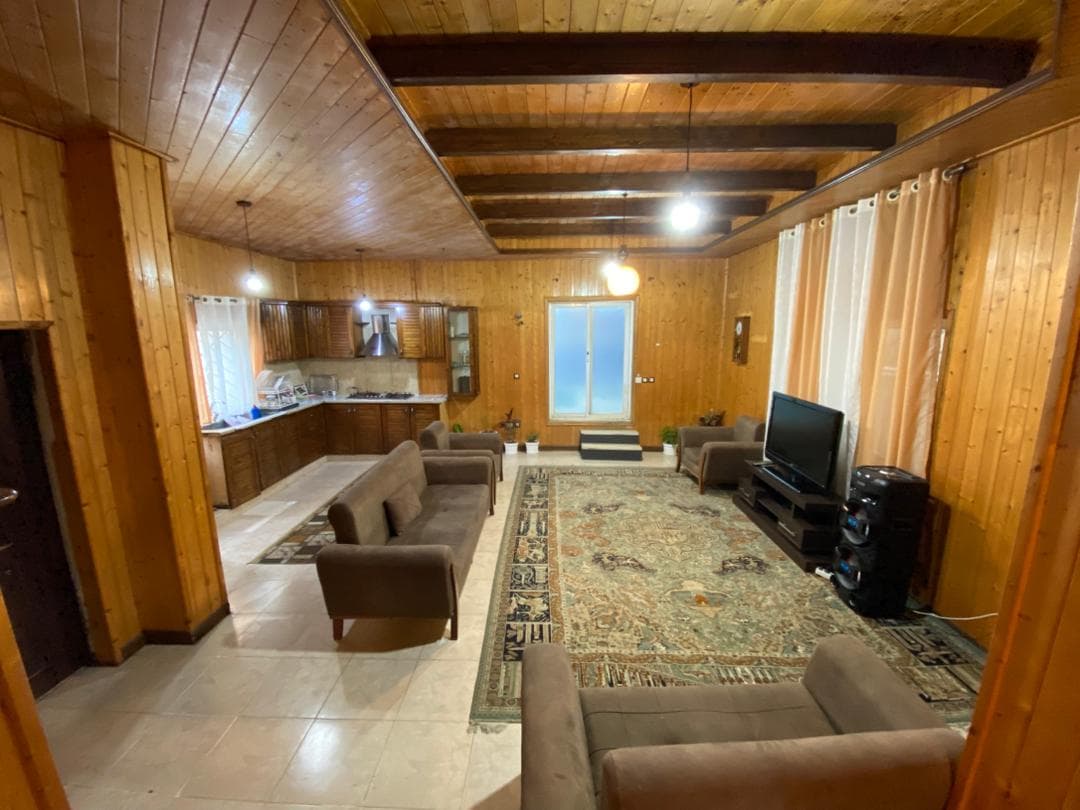 اجاره ویلای سه خوابه استخردار ساحلی بمدیریت آقای بابایی در سرخرود