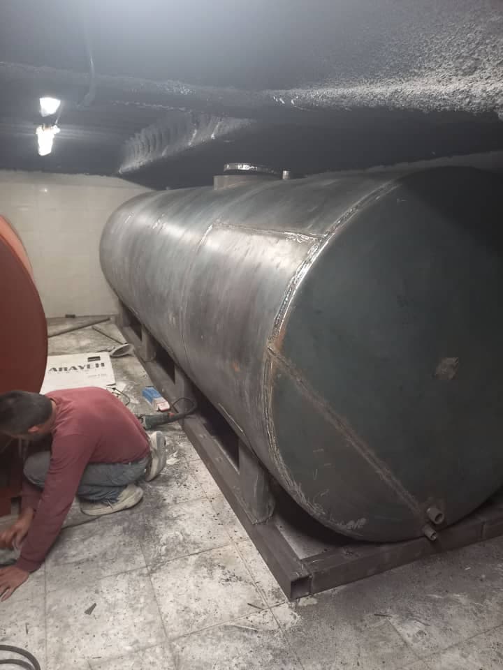 ساخت مخزن آب و گازوئیل در محل سبلان صنعت خلیلی در اردبیل