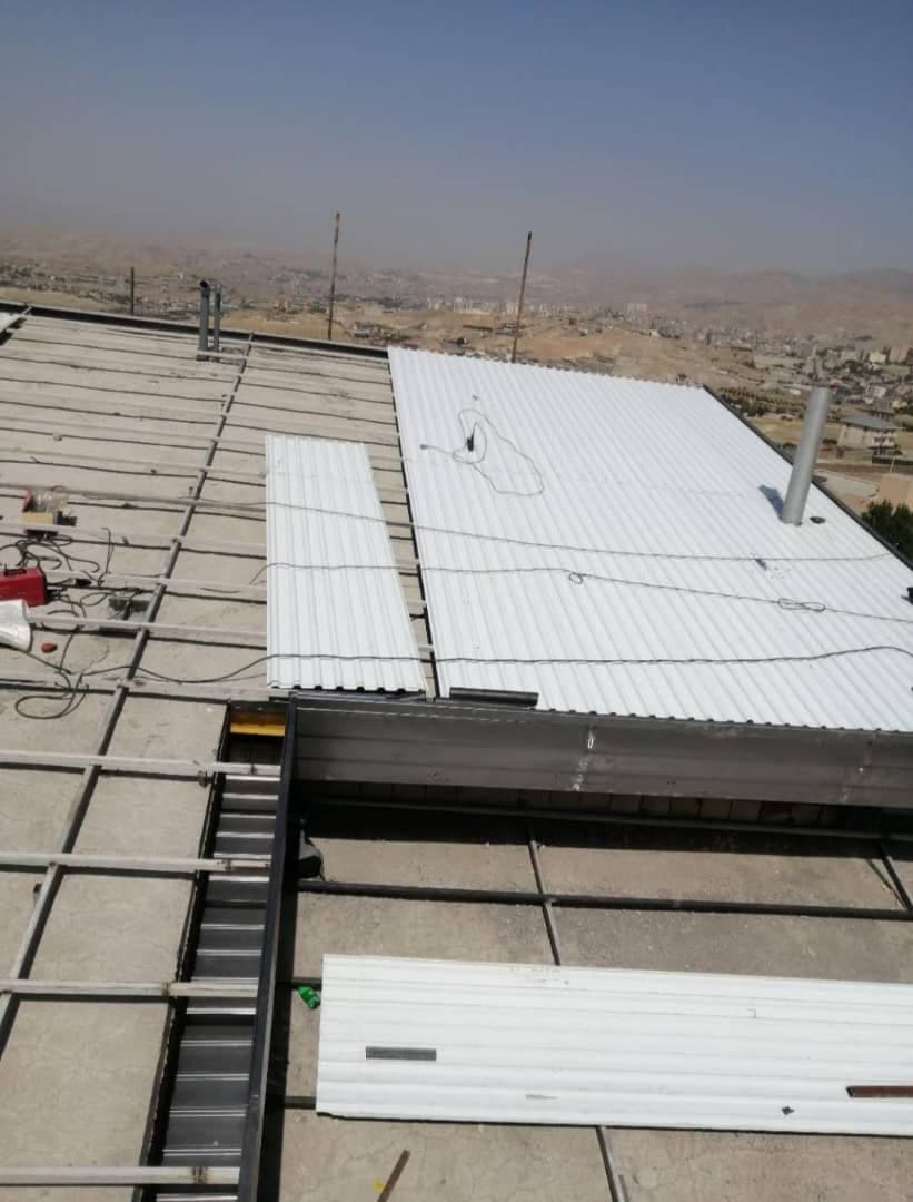 اجرای سقف شیروانی و ویلایی گسترش پوشش عبادی در تهران