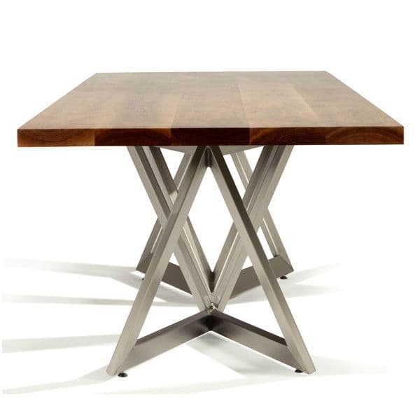 تولید و پخش میز و صندلی فلزی مستر دکور در مشهد