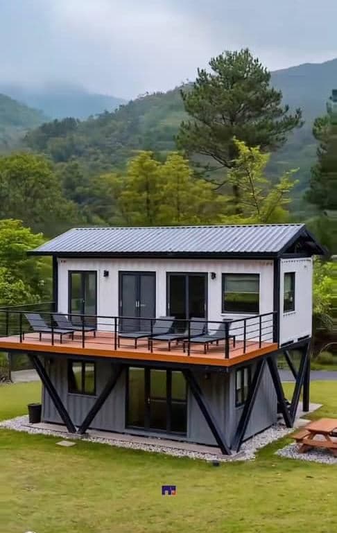 تولید و اجرای ساندویچ پانل فریان صنعت فولاد در اصفهان