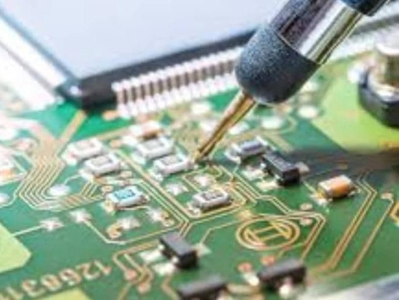 تعمیر ای سی یو و برق خودرو خارجی متین آهنگرزاده در اهواز