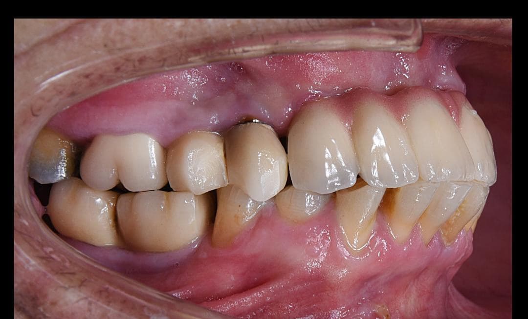 مطب دندانپزشکی تخصصی دکتر مرتضی شریفی در اصفهان