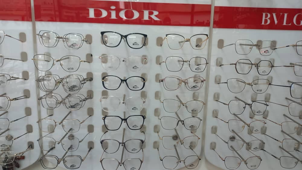 عینک سازی آذربایجان زودرنج در نسیم شهر