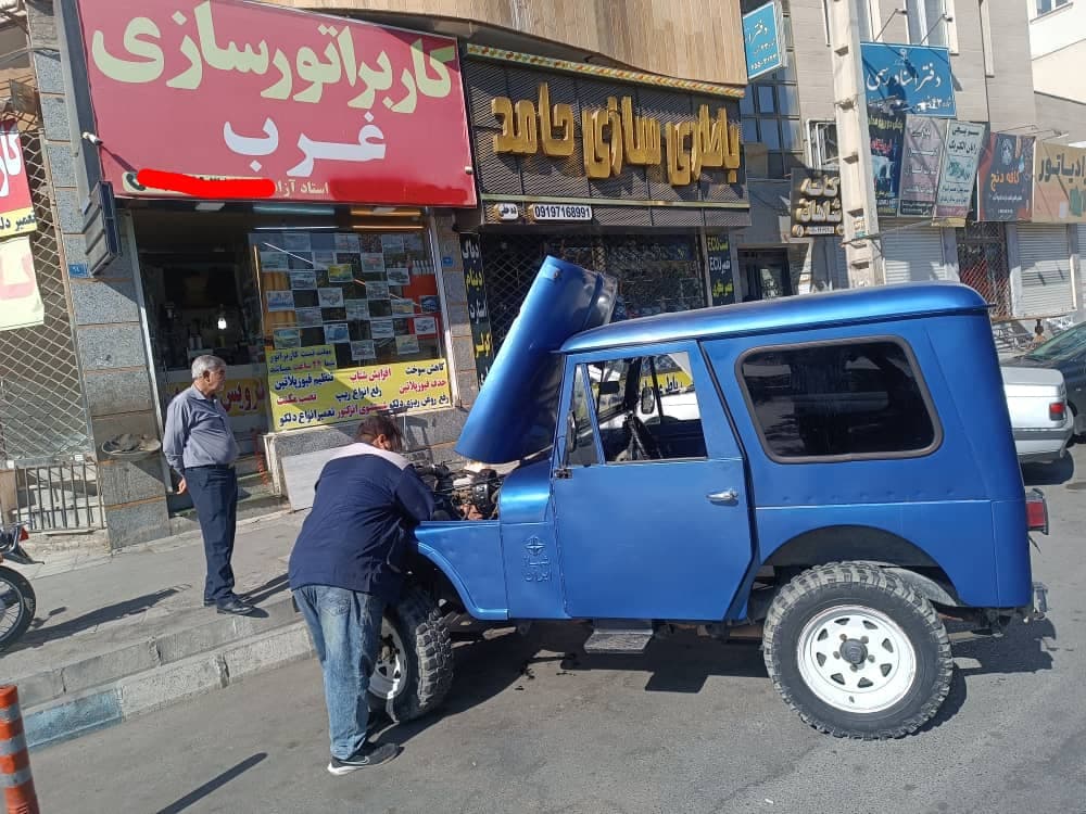 تنظیم و تعمیر کاربراتور خودرو آزاد در اندیشه