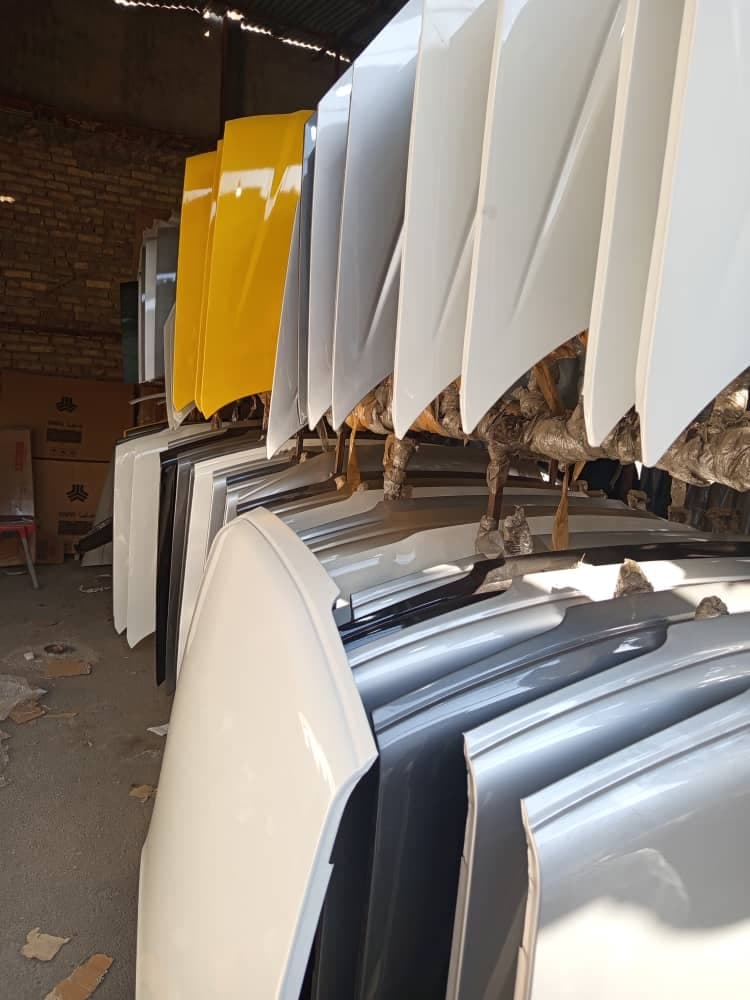 پخش قطعات رنگ کوره ای ماشین عرفان در میدان راه آهن تهران