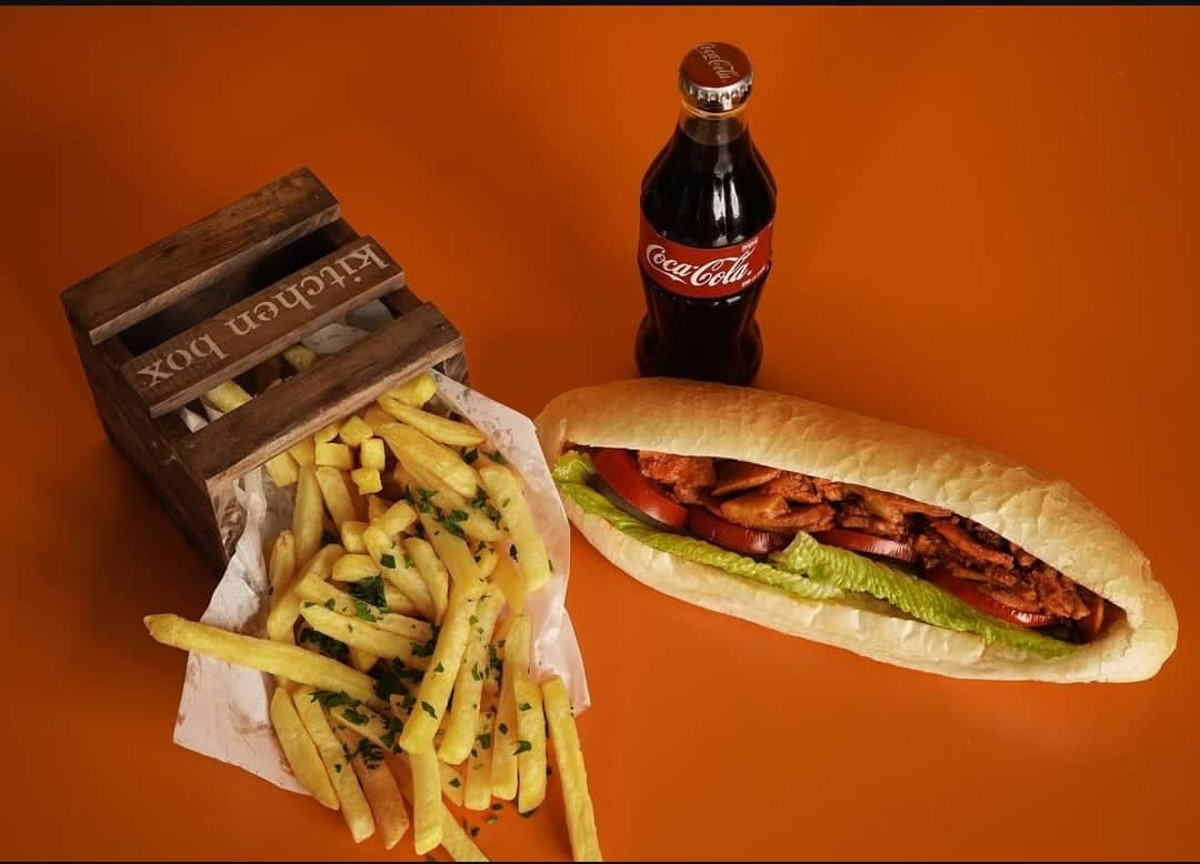 ساندویچ و فلافل سلطانی در سنقر