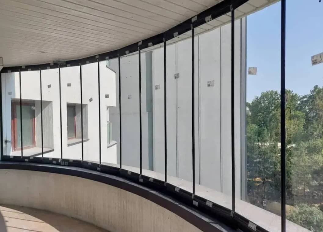 تولید و اجرای شیشه بالکنی مداح در دماوند