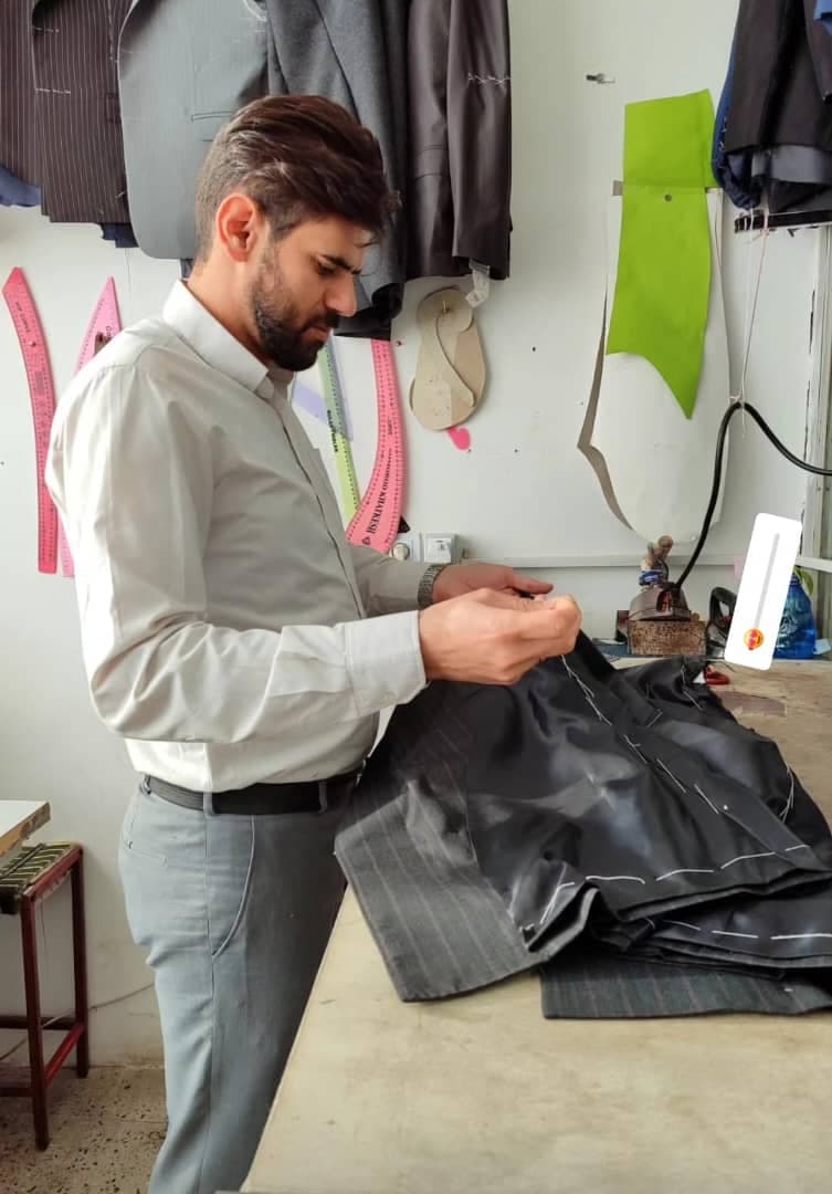 خیاطی کت و شلوار مجید نقدی در کامیاران