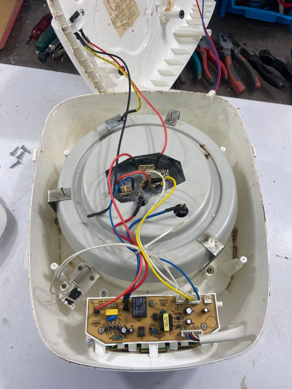 تعمیرات لوازم خانگی مولایی در رشت
