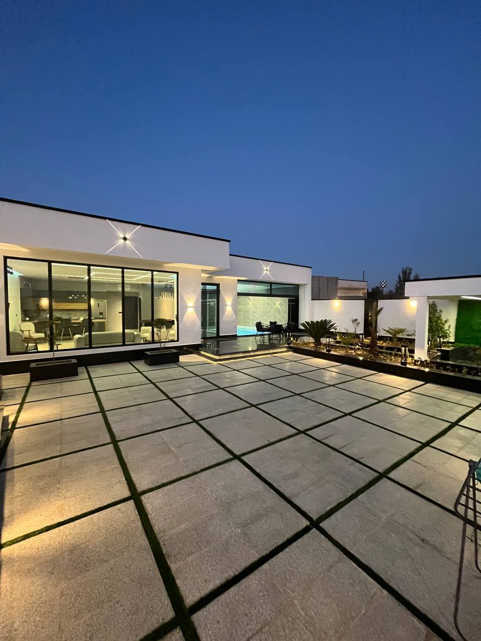 اجاره روزانه ویلا استخردار صدف در رامجین چهارباغ