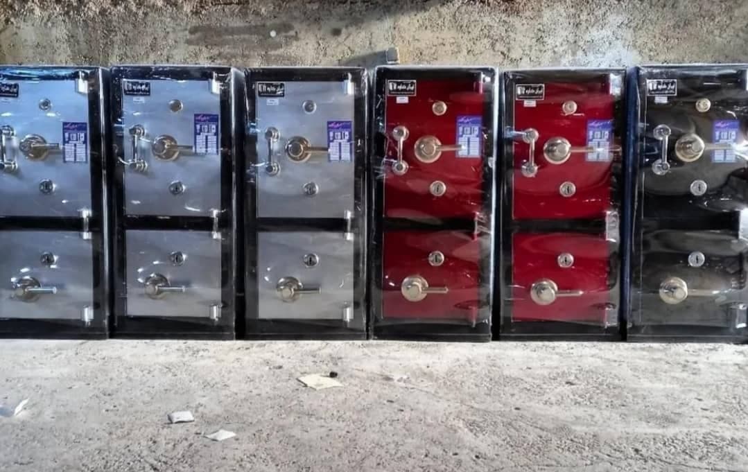 گاوصندوق ایران کاوه نجفیان در رشت