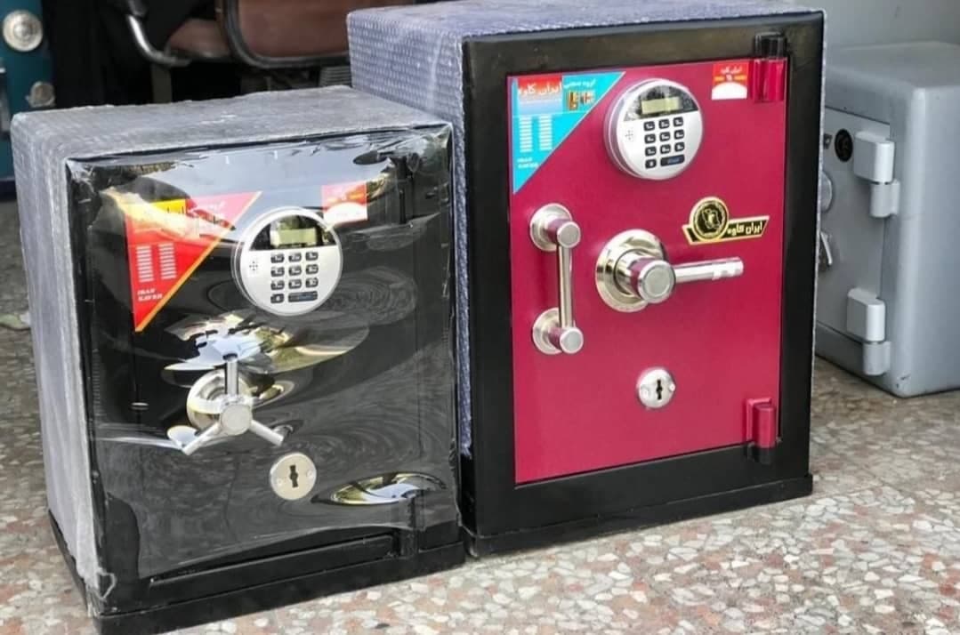 گاوصندوق ایران کاوه نجفیان در رشت