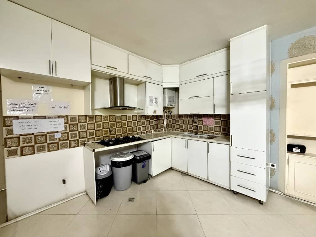 خوابگاه دخترانه دانشجو و عدل در مشهد