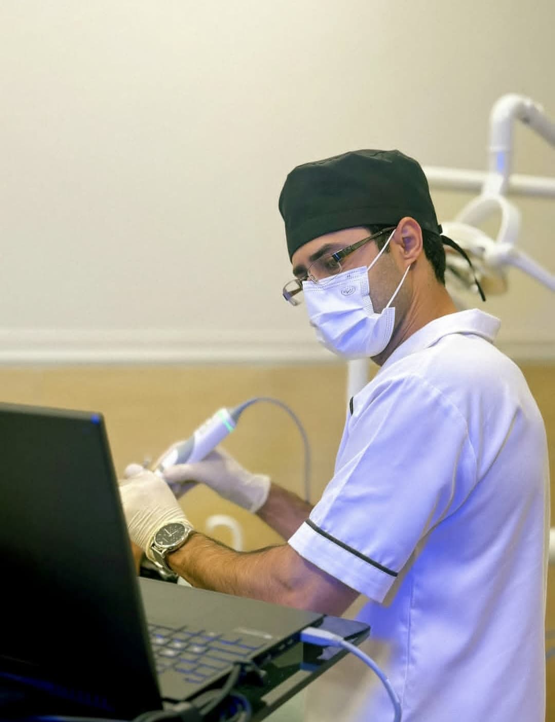 مطب دندانپزشکی دکتر علی عبداله زاده در آبادان