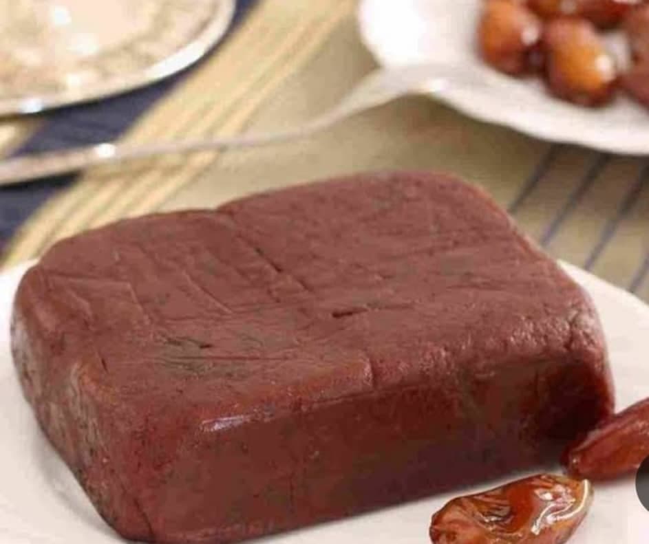 پخش خشکبار حشمتی در شهرکرد