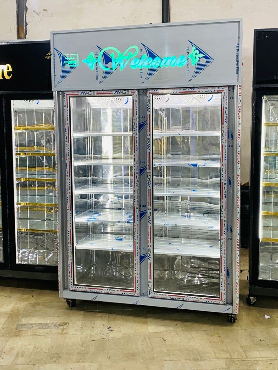 تولیدکننده یخچال فروشگاهی و صنعتی جوان سرما اراک