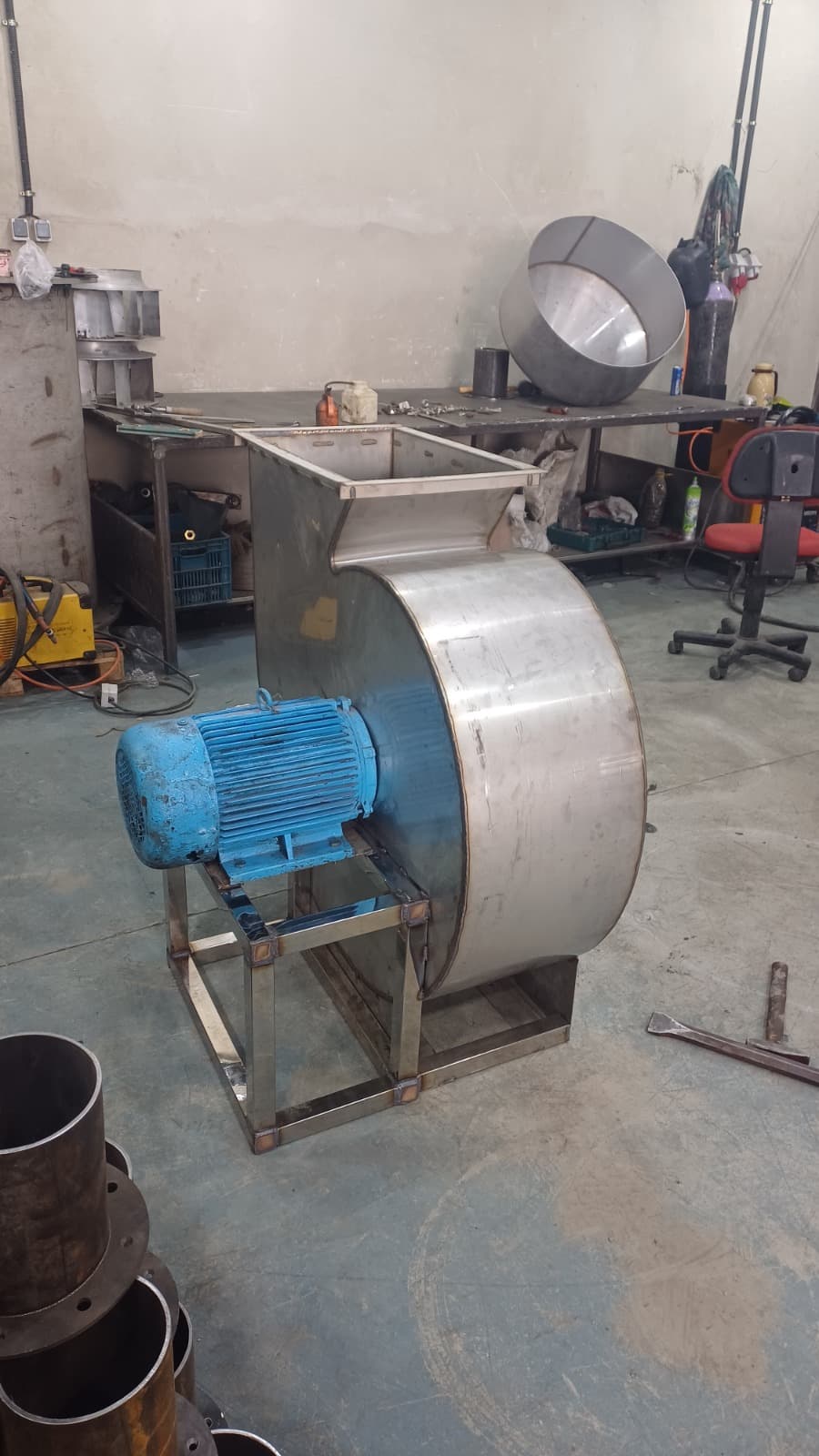 خدمات برش لیزر فلزات و نورد ورق محمود یاری در رشت