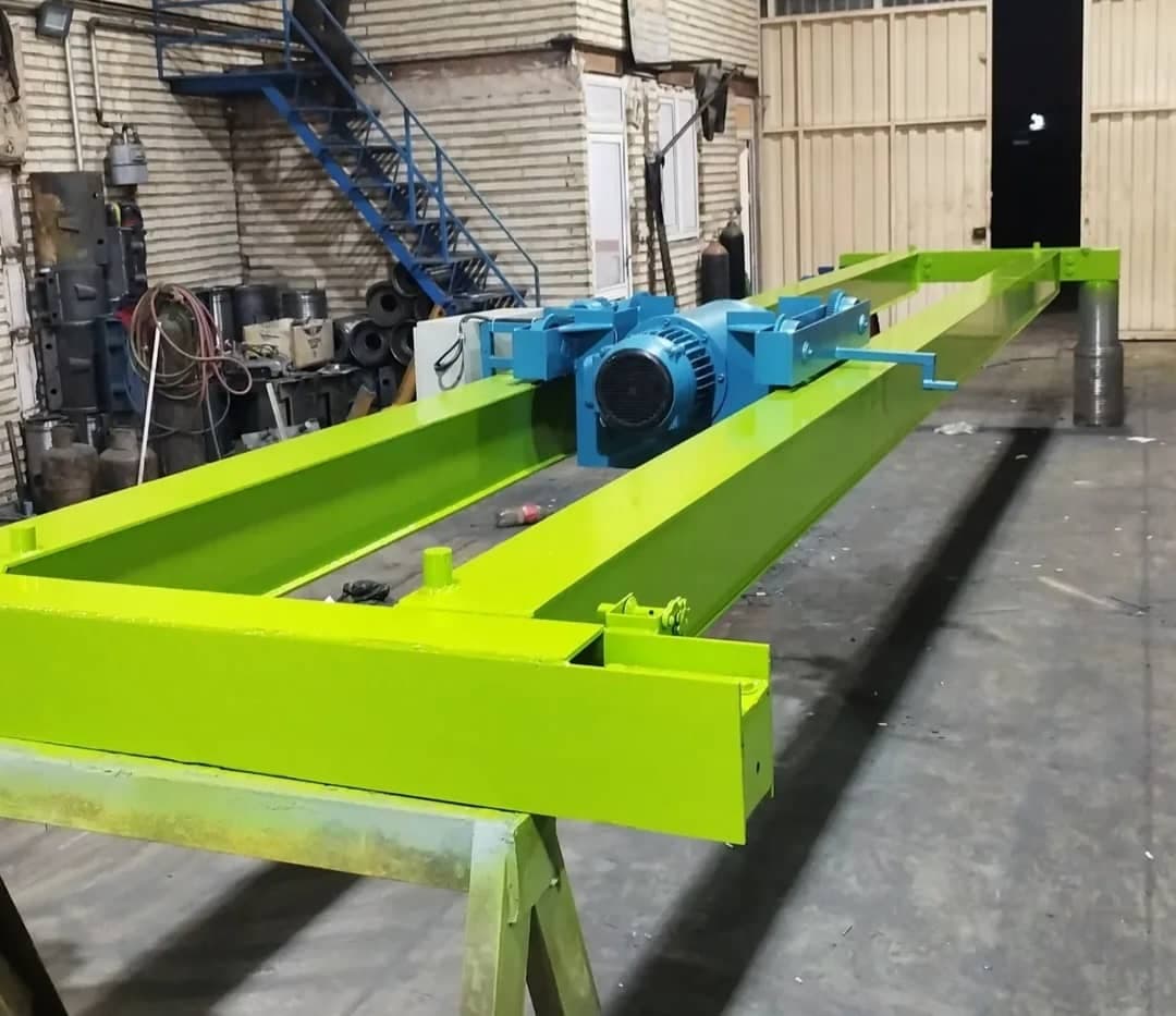 ساخت و فروش جرثقیل سقفی اوجان صنعت در تبریز