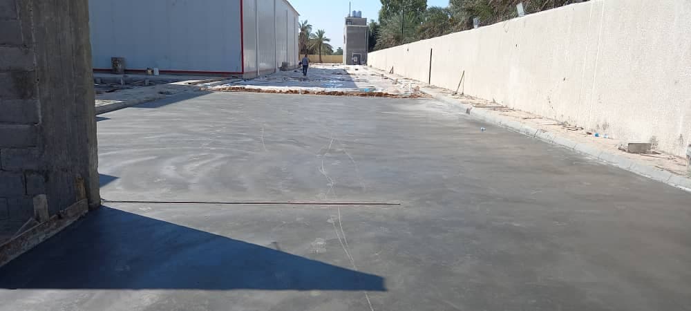 اجرای کف سازی بتن صنعتی با ماله پروانهی مختارزاده در قزوین