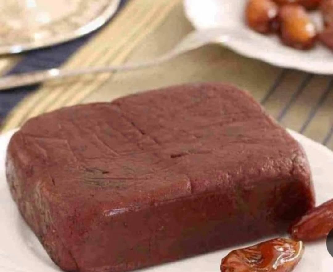 پخش و فروش عمده کشمش و مویز حشمتی در شهرکرد