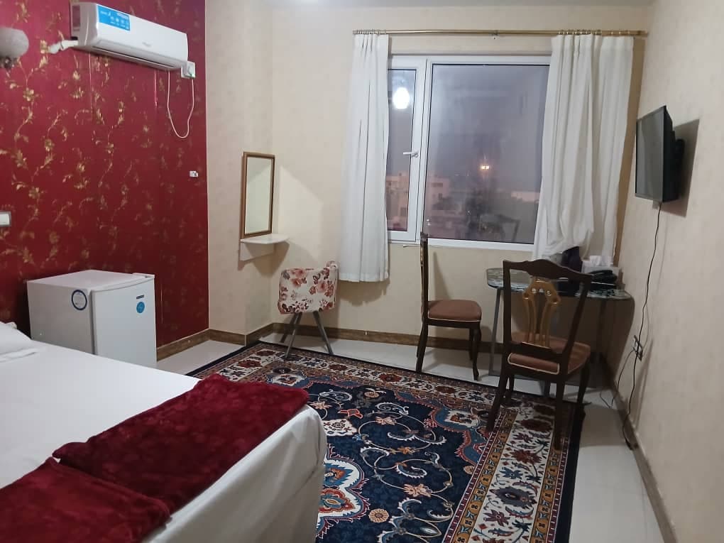 اجاره هتل سوئیت آپارتمان تیران در چهارراه پردیس قشم