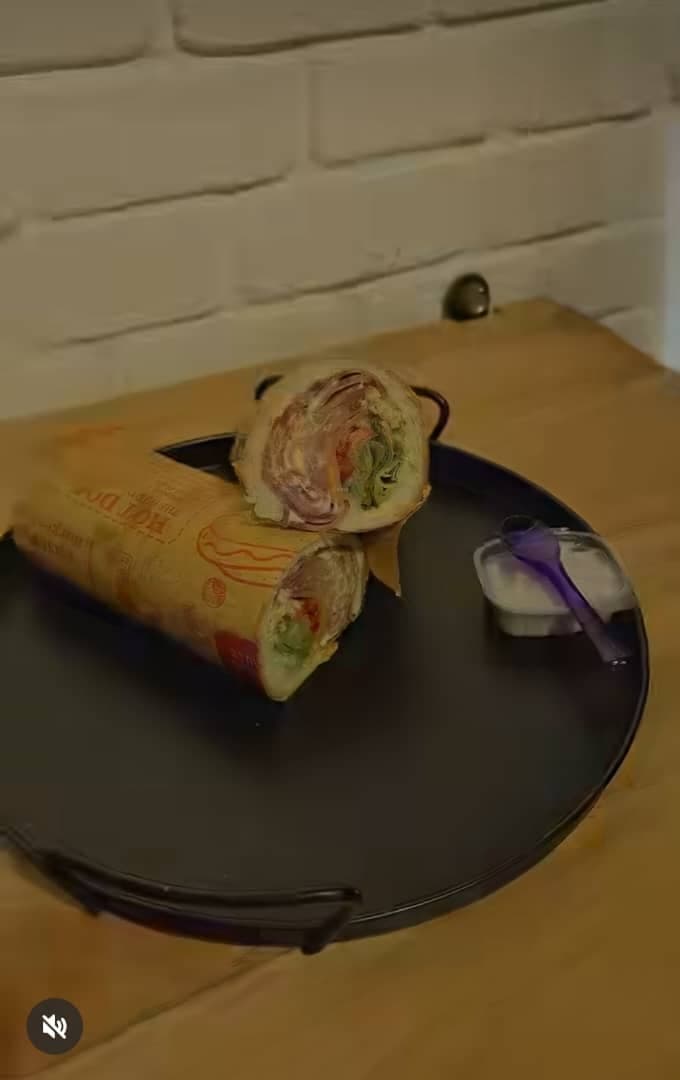 فست فود 20 ویچ در بندرعباس