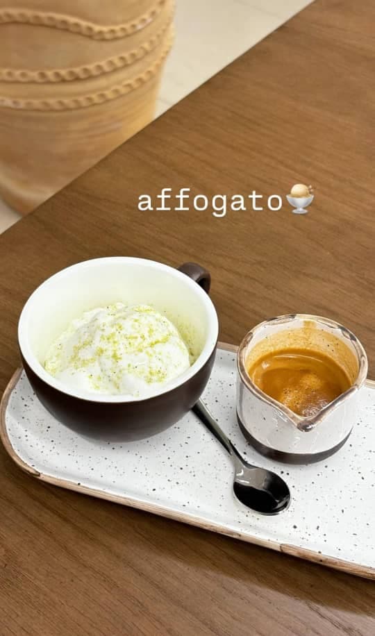 کافه بیکری کمل در میدان شهدا قشم