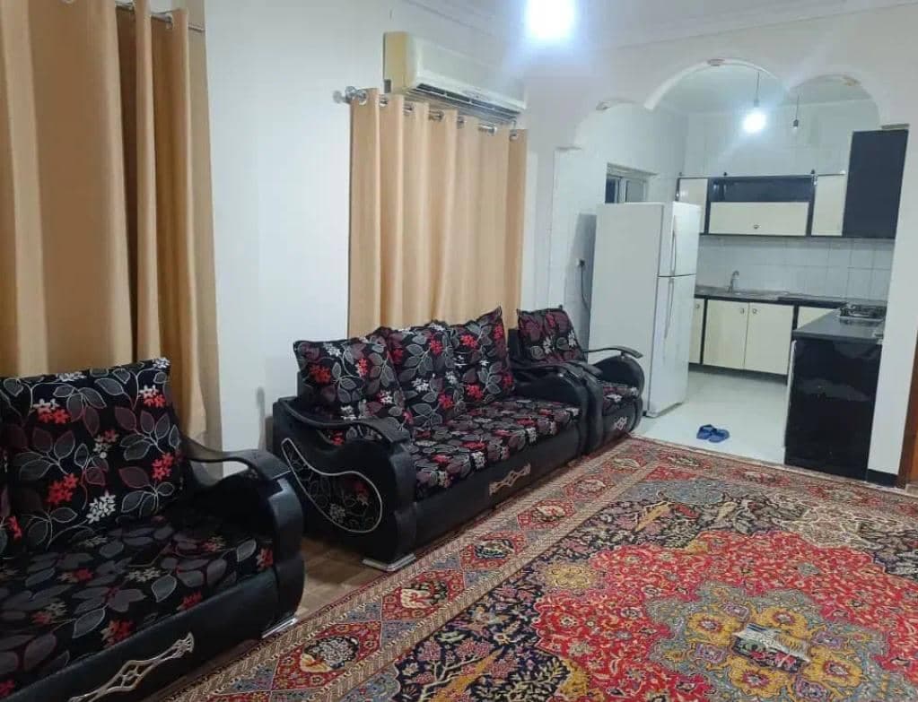 اجاره سوئیت آپارتمان آقای خدمتیان در شهرک نریمان قشم