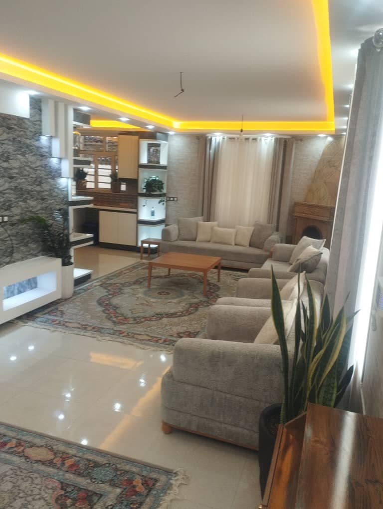 اجاره روزانه ویلا استخردار آبگرم احمدی در جاده قلات کودیان شیراز