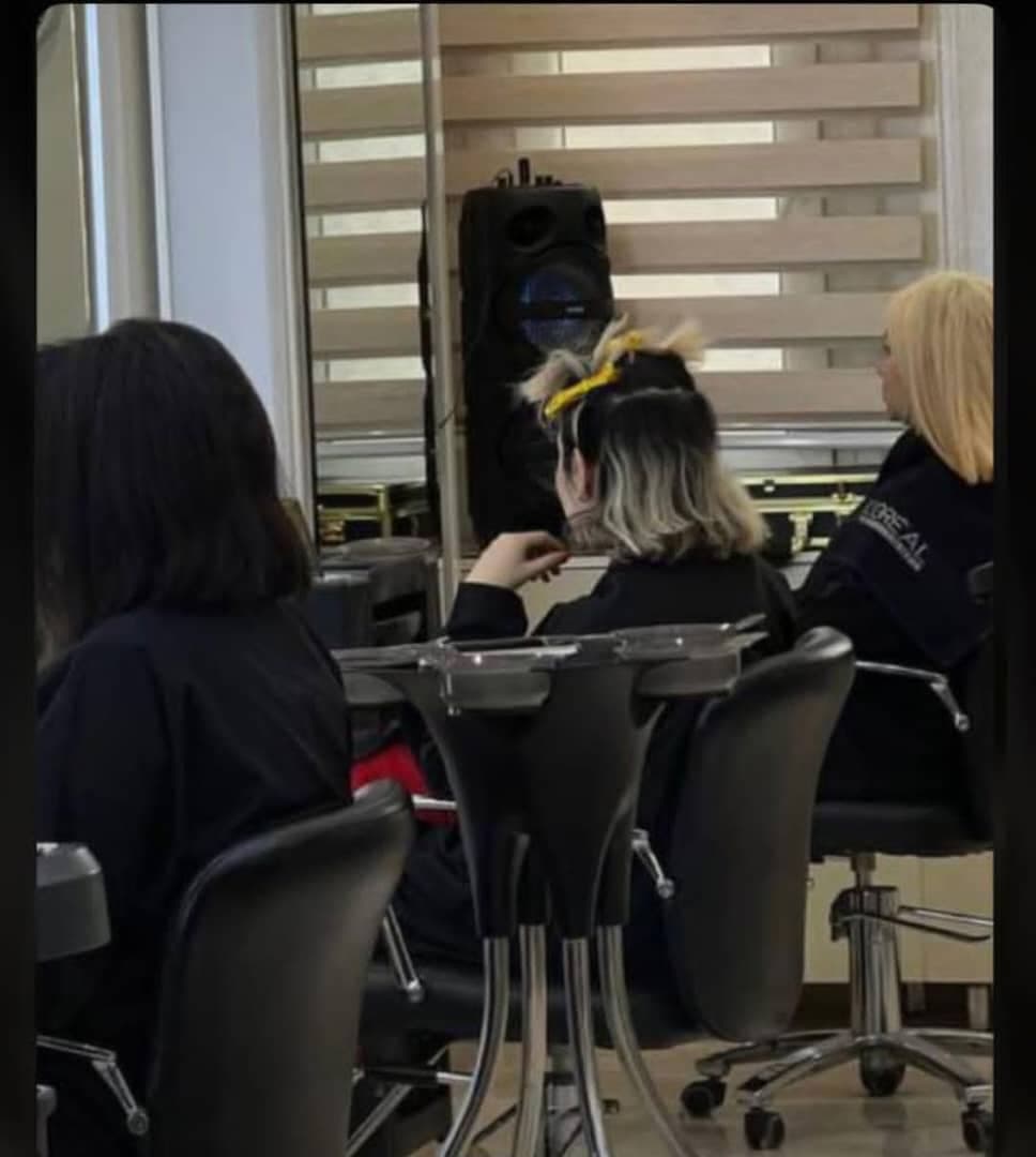 مرکز آموزش تخصصی رنگ و لایت فرانک نعمتی در تهران