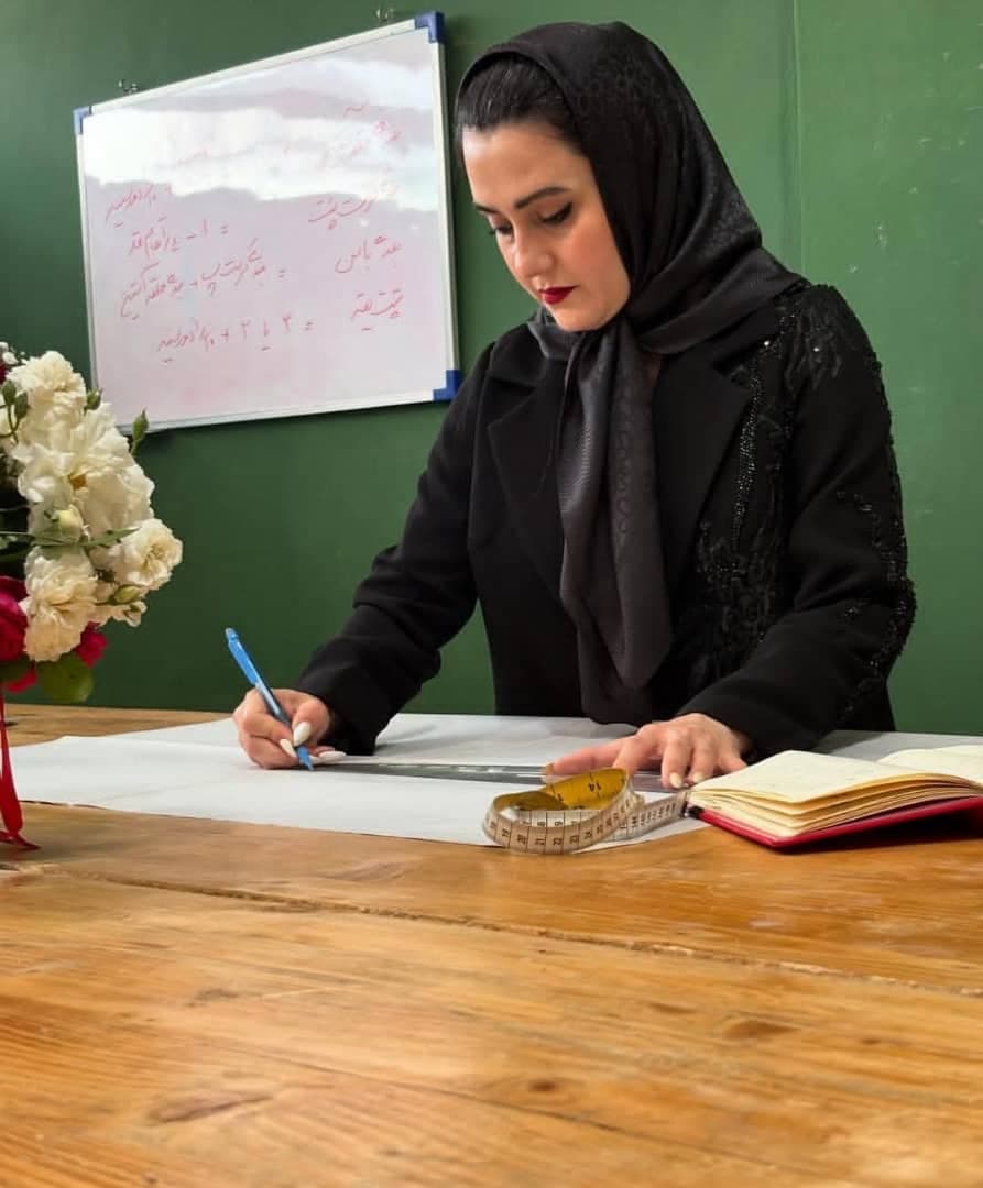 آموزشگاه طراحی و دوخت محدثه ملکان در چالوس