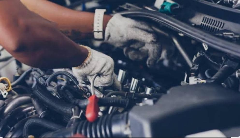 خدمات برق خودرو سیار به مدیریت مهندس بازرگان در جزیره کیش